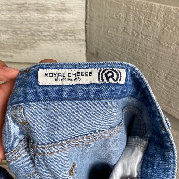 STYLENANDA | destroyed denim mini skirt | mid-wash - Picture 3 of 5